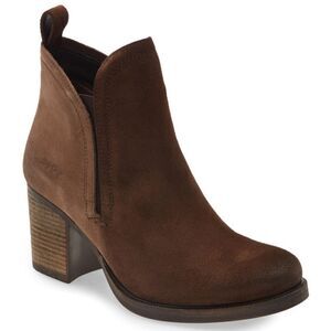 Bos. & Co. Waterproof  Belfield Suede Leather Boots in Coffe/Taupe 4
